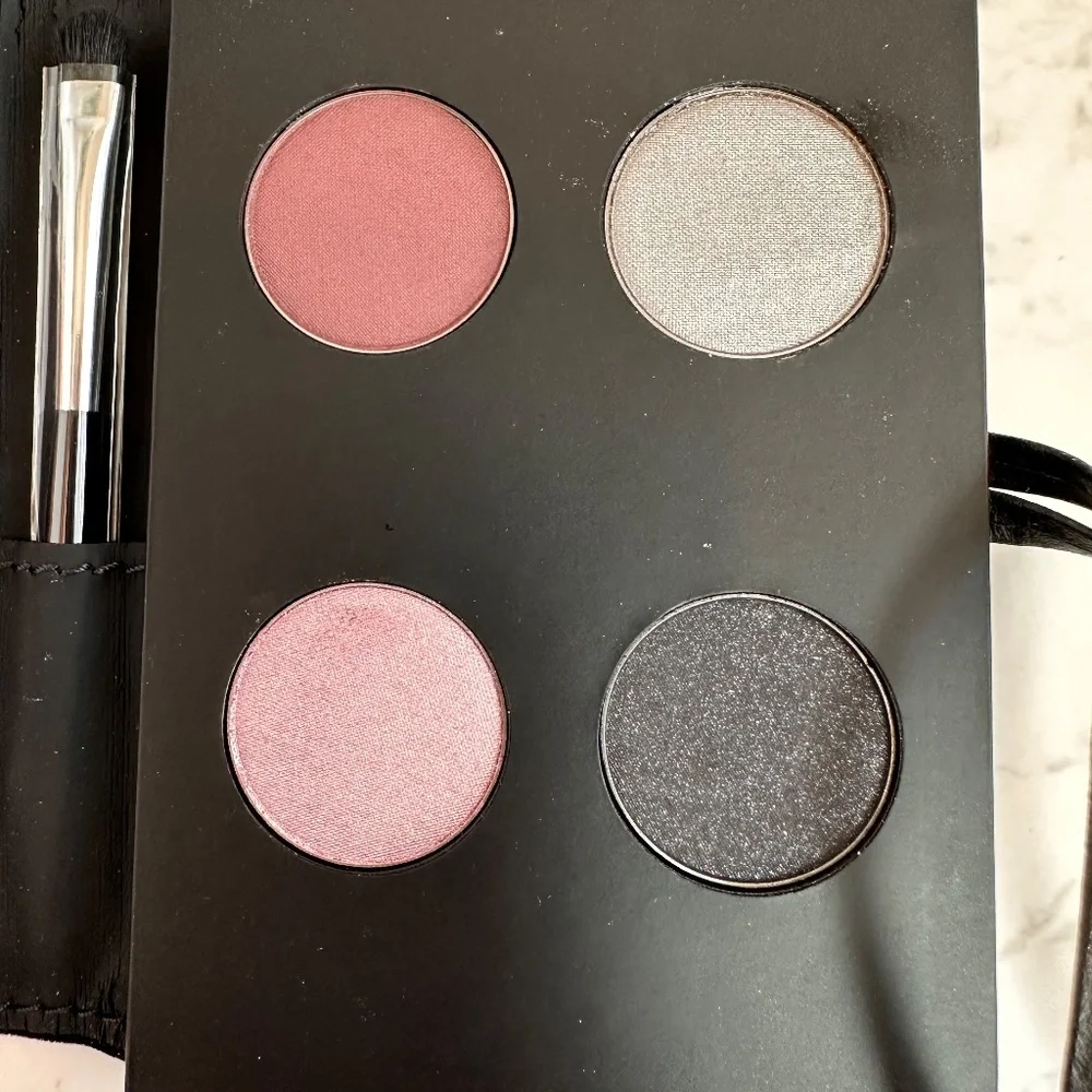 Lancome Paris Velvet Diary Palette 4 Eyeshadows Palette *NEW* - Picture 2 of 9